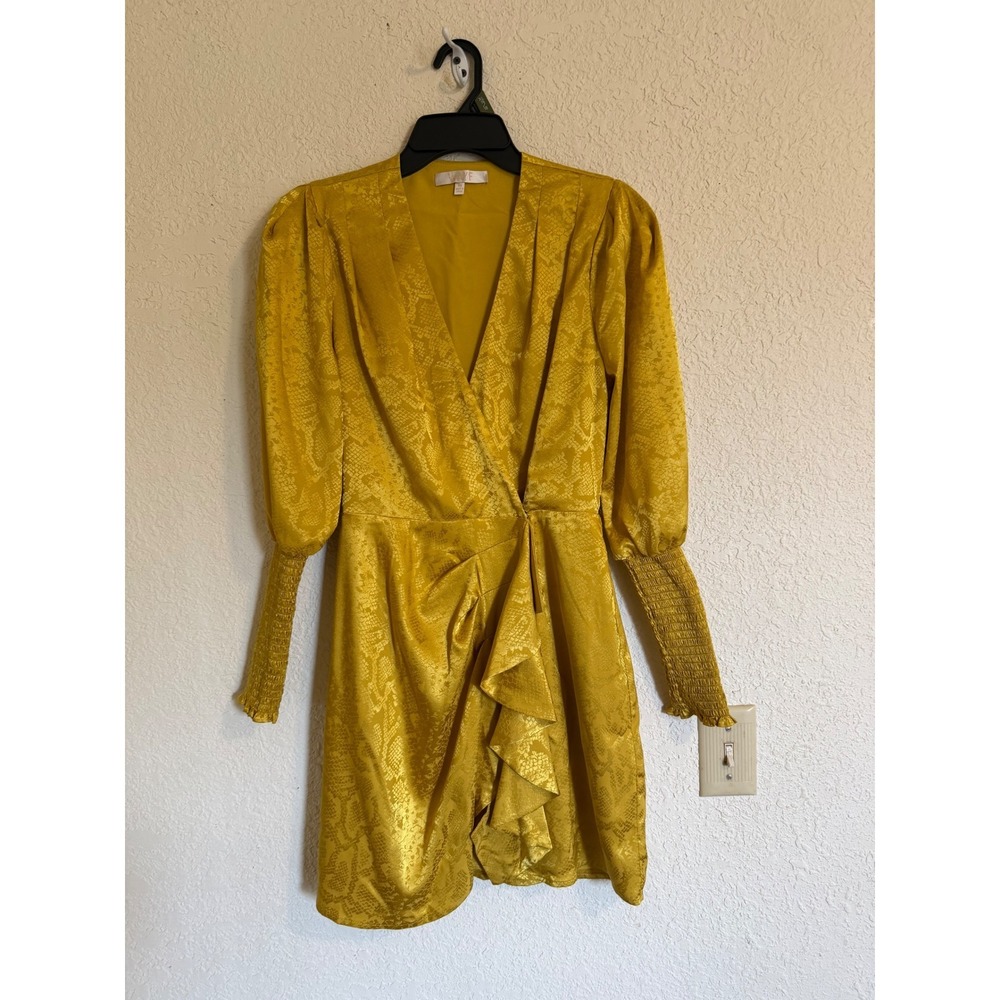 WAYF Womens Snakeskin Jacquard Mini Dress Mustard Yellow Puff Sleeve XS Glam - Picture 8 of 9